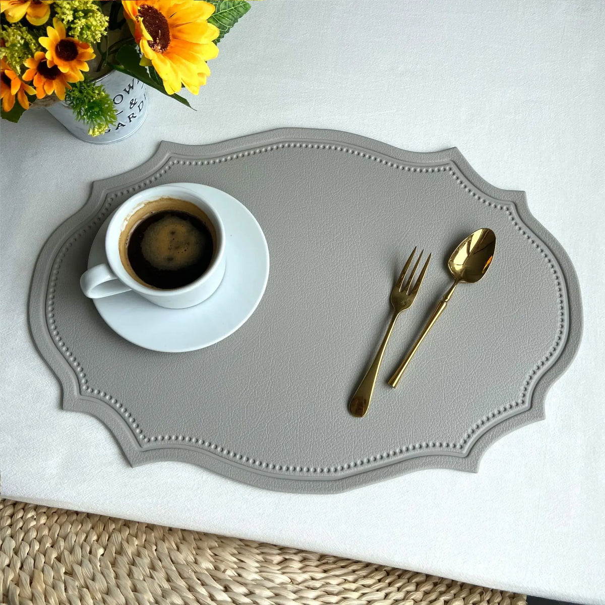 Irregular Faux Leather Placemats Set for Dining Table, 1–6 Pcs