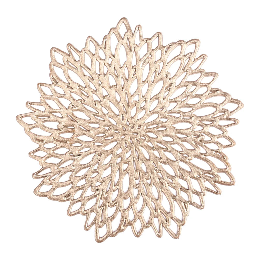 Round gold floral PVC placemat for dining table